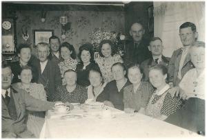 OK_1938_02_Personen_Pfarrgasse_keine_keine_000735_BNR107.jpg