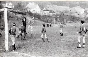 OK_1976_02_Personen_Oberdorf_Verein_SV-Werratal_103921_BNR215.jpg