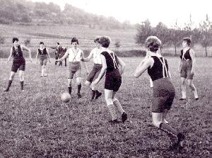 OK_1976_06_Personen_Oberdorf_Verein_SV-Werratal_103921_BNR216.jpg