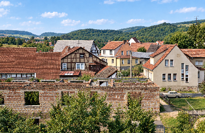 OK_1980_er-Jahre_Gebaeude_Am-Bach_keine_coloriert_1792275537_BNR287.png