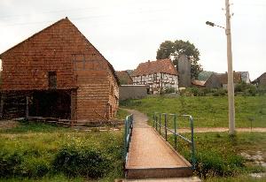 OK_1981_02_Gebaeude_Am-Rain_Bach_keine_196183_BNR261.jpg