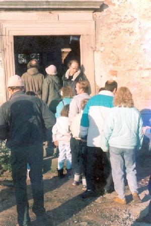 OK_1986_02_Gebaeude_Am-Rain_Kirche_keine_001963_BNR177.jpg