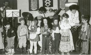 OK_1986_02_Personen_Kreisstrasse_Fasching_keine_001963_BNR169.jpg