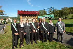 OK_2006_10_Personen_Wahlhausen_Kirmes_Kirmes-Platzmeister_1361817425_BNR261.jpg