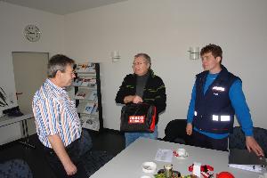 Schl�ssel�bergabe f�r das neue Einsatzfahrzeug 2006